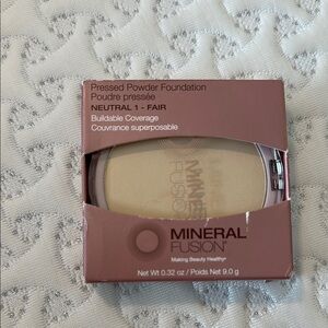 Mineral Fusion Pressed Powder Foundation Neutral 1-Fair